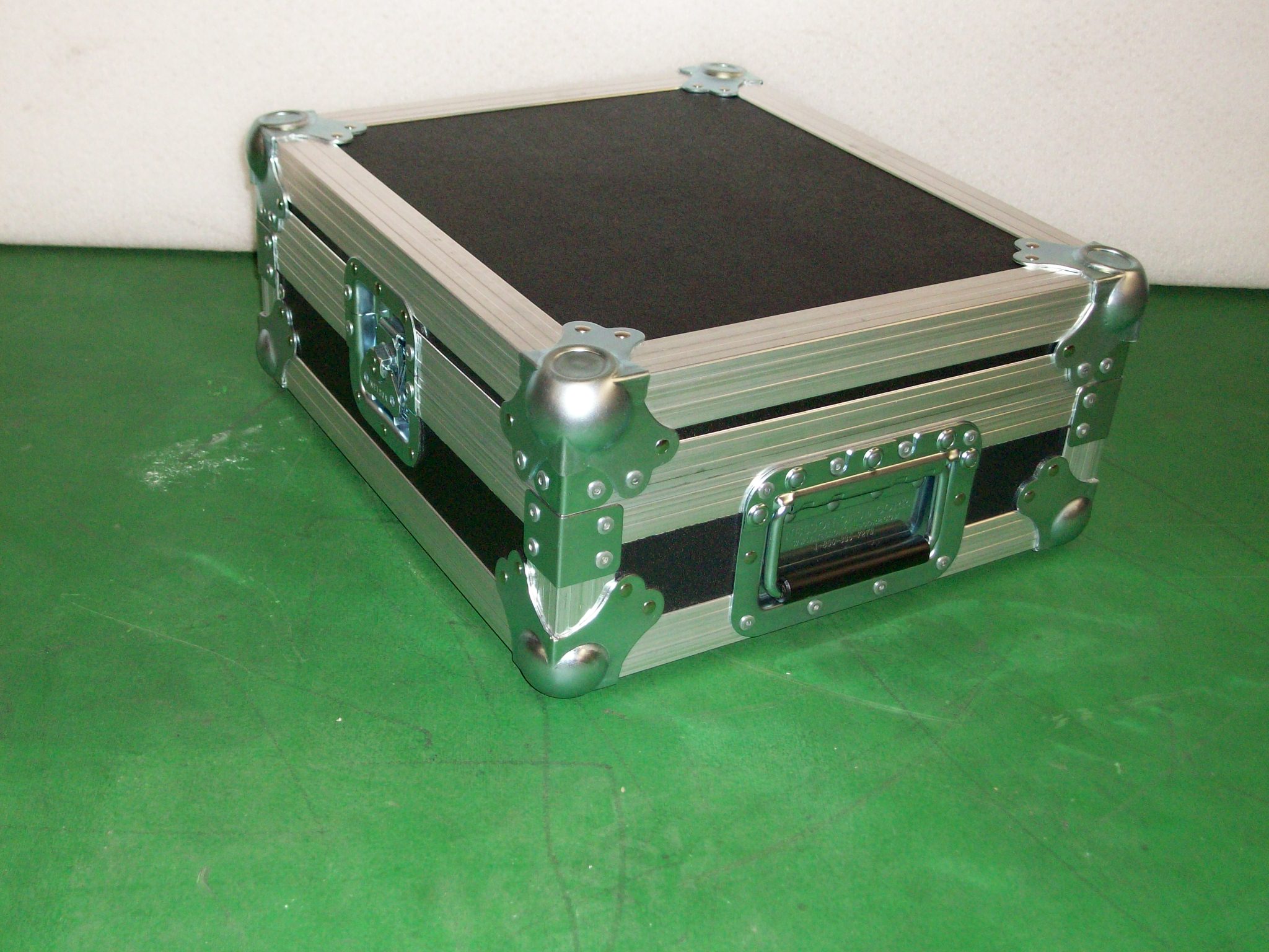 Print # 6525 - Custom Road Case for Rane MP2015 Mixer with Removable Rear Partition By Nelson Case Corp