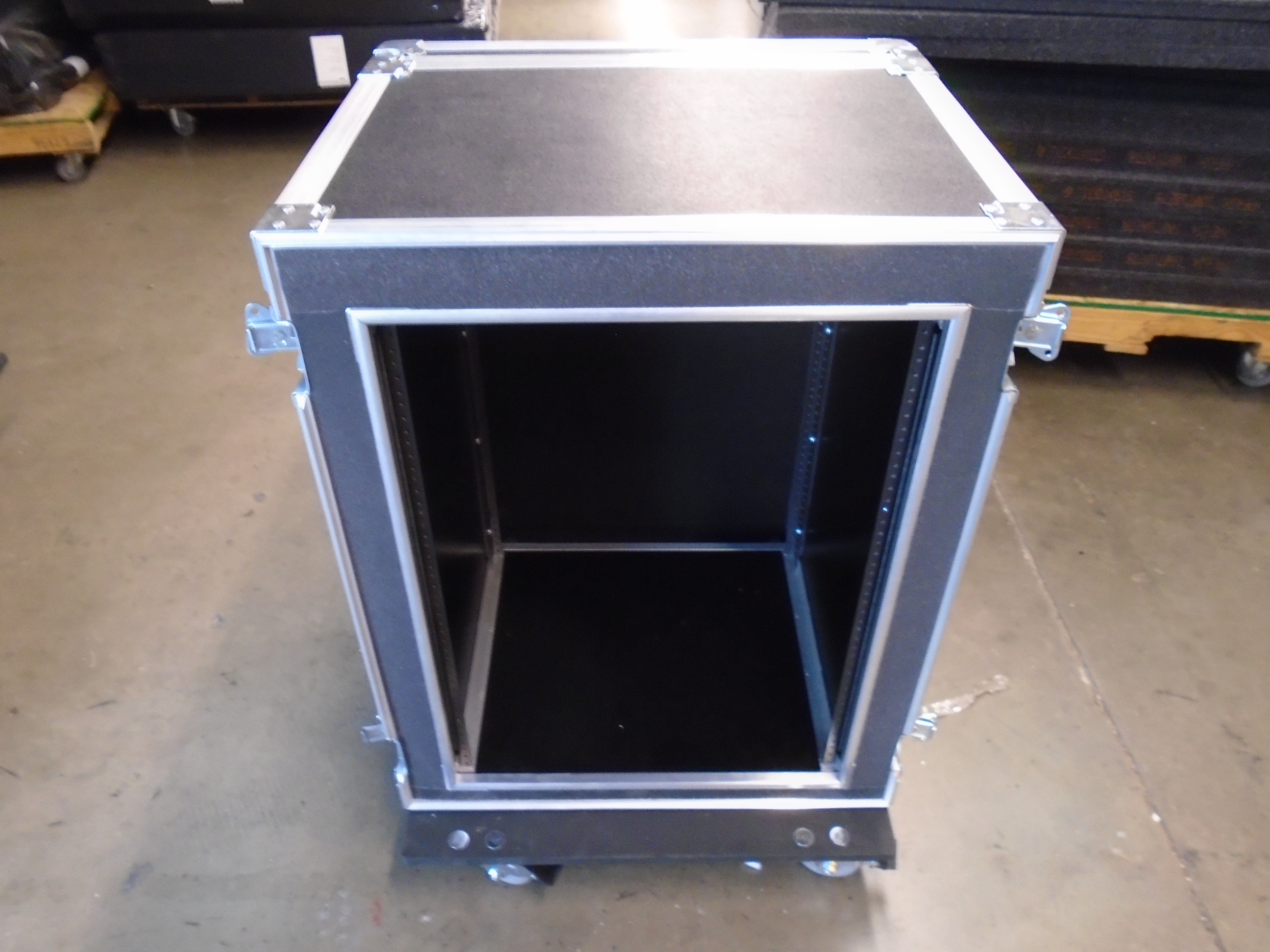 Print # 7057 - Custom 15RU Shock Rack Case with 6RU Hatch on rear lid (as per customers specifications) By Nelson Case Corp