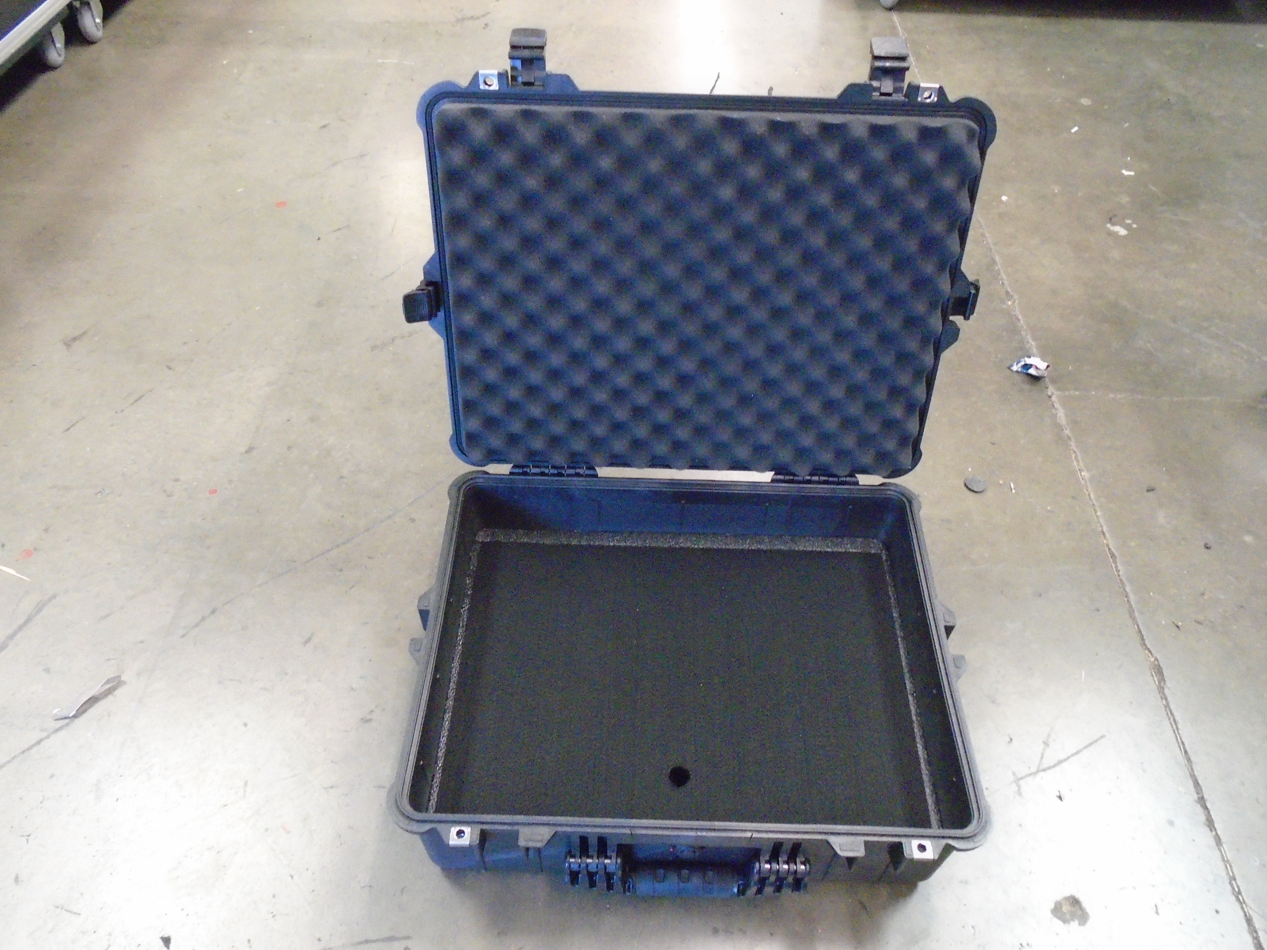 Print # 7061 - Retrofit Existing Pelican 1600 for BTR Antenna Kit By Nelson Case Corp