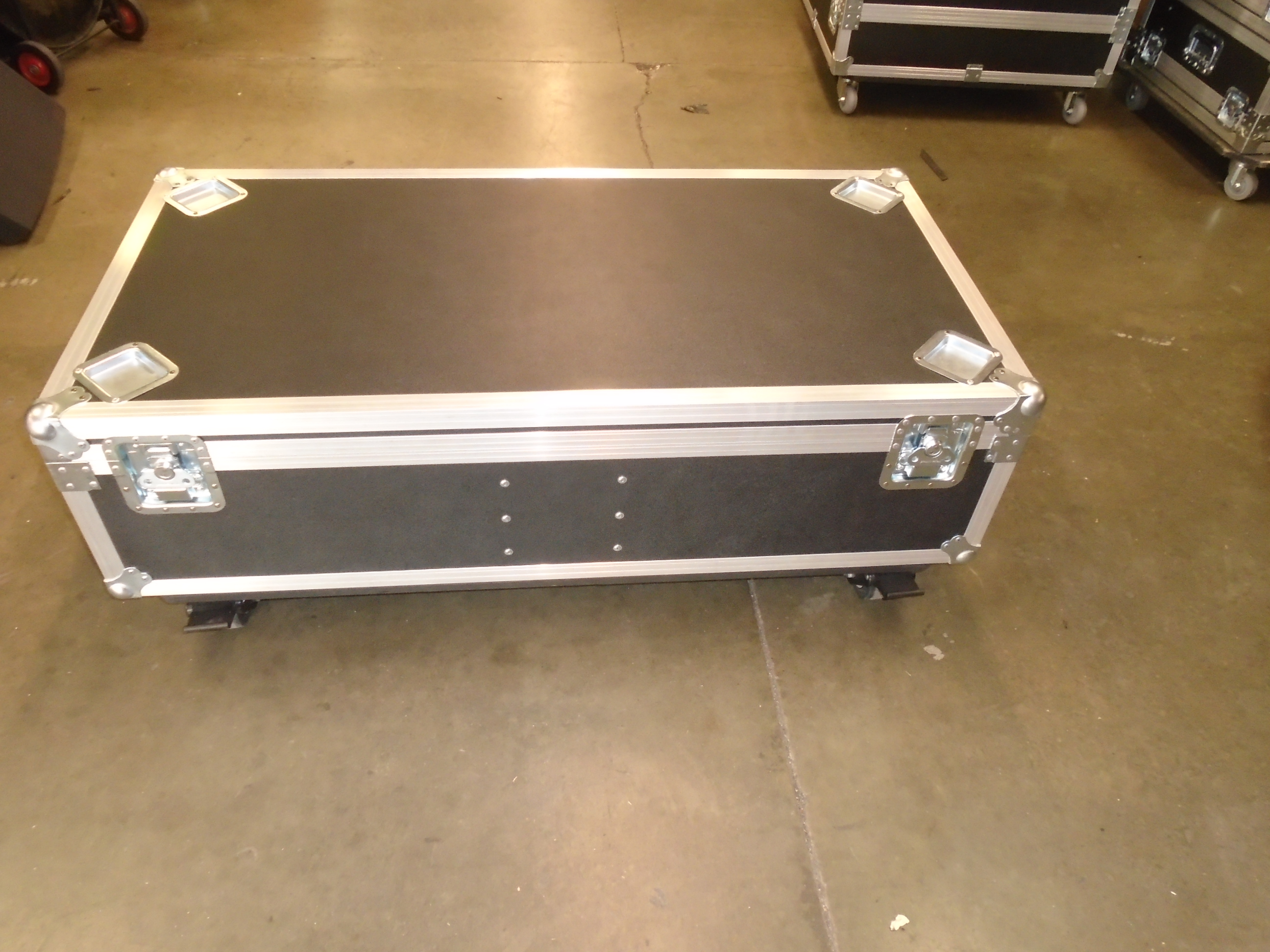 Print # 7142 - Custom Case for (2) Lasers, Trunk style Case with hinged lid By Nelson Case Corp