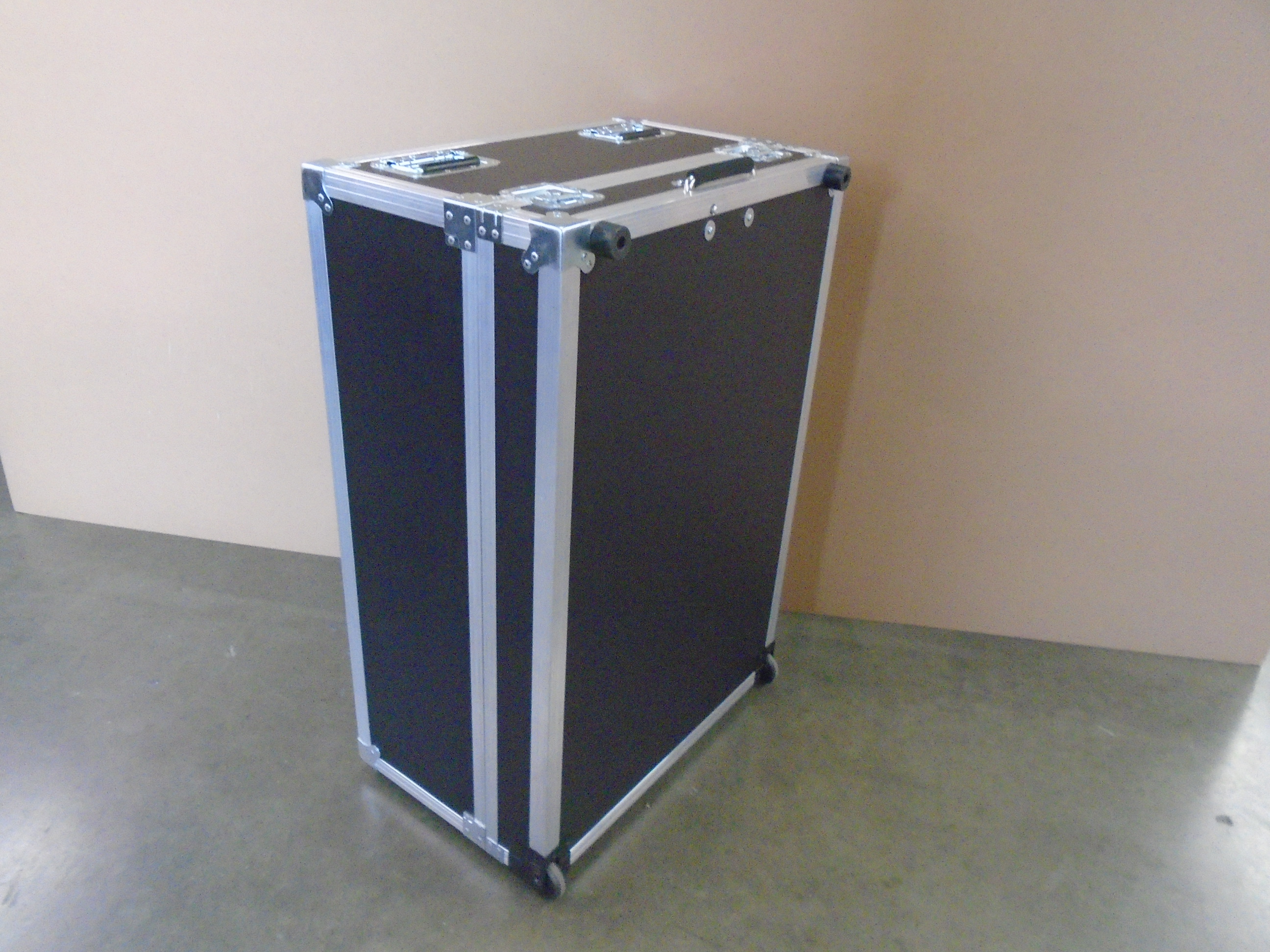 Print # 7442 - Custom Road Case for Toca Touch Trainer Machine  By Nelson Case Corp