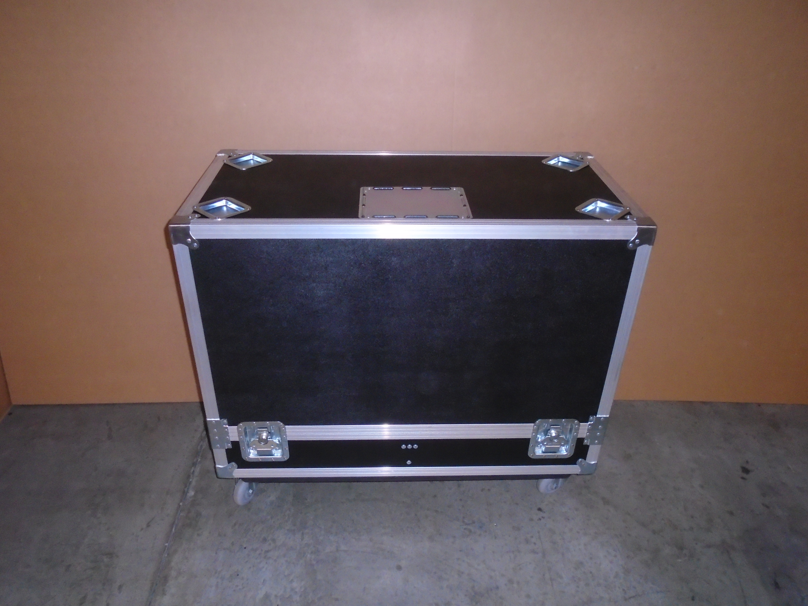 Print # 7531 - Custom Road Case for 2-Pack RCF TT25-A 2-Way Active High-Output Speaker Kit By Nelson Case Corp