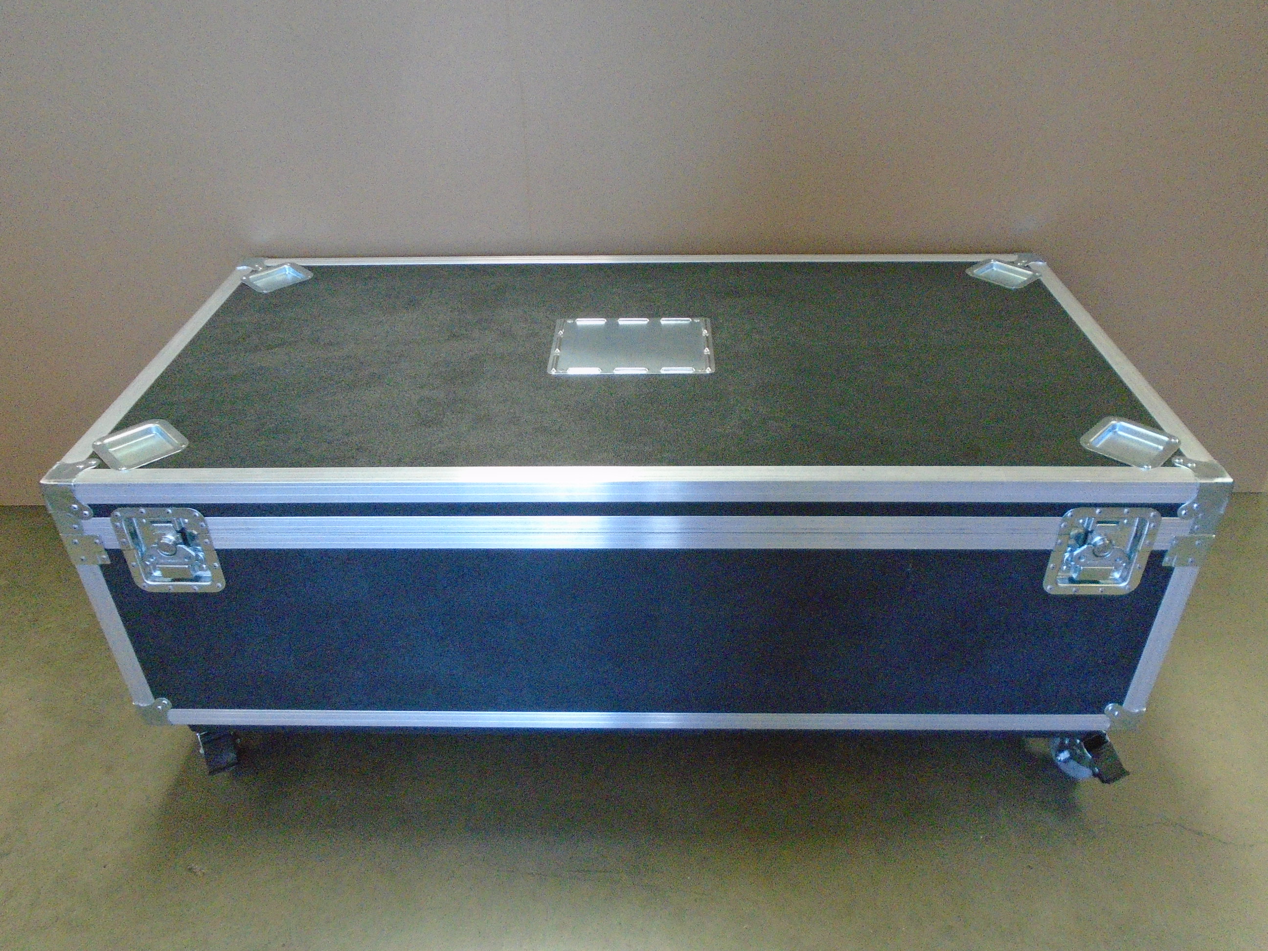 Print # 8513 - Custom Road Case for Customer Specified Components By Nelson Case Corp