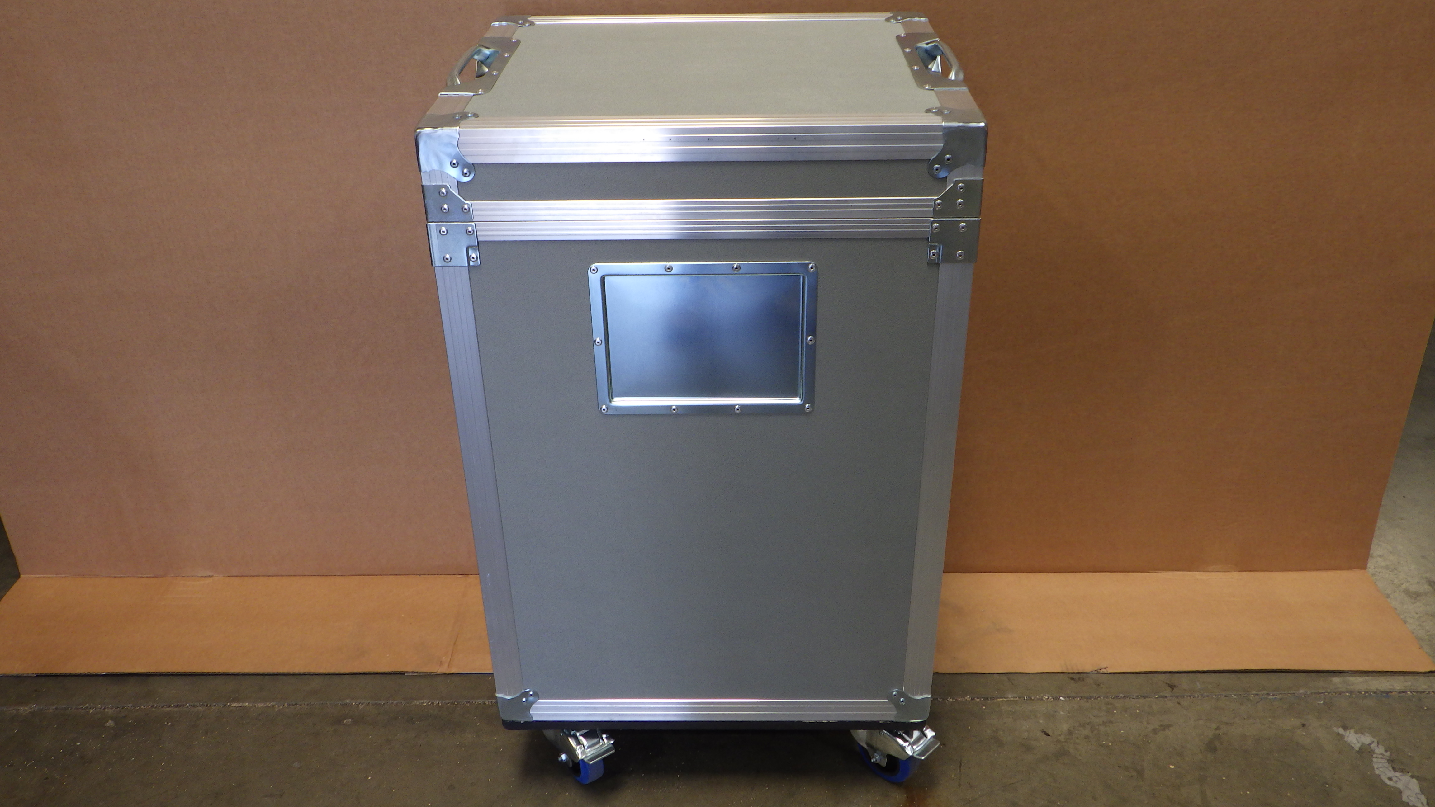 Print # 9535 - Custom Road Case for Yamaha DM7 Compact Digital Mixing Console with 6" Dog House with Split Lid By Nelson Case Corp